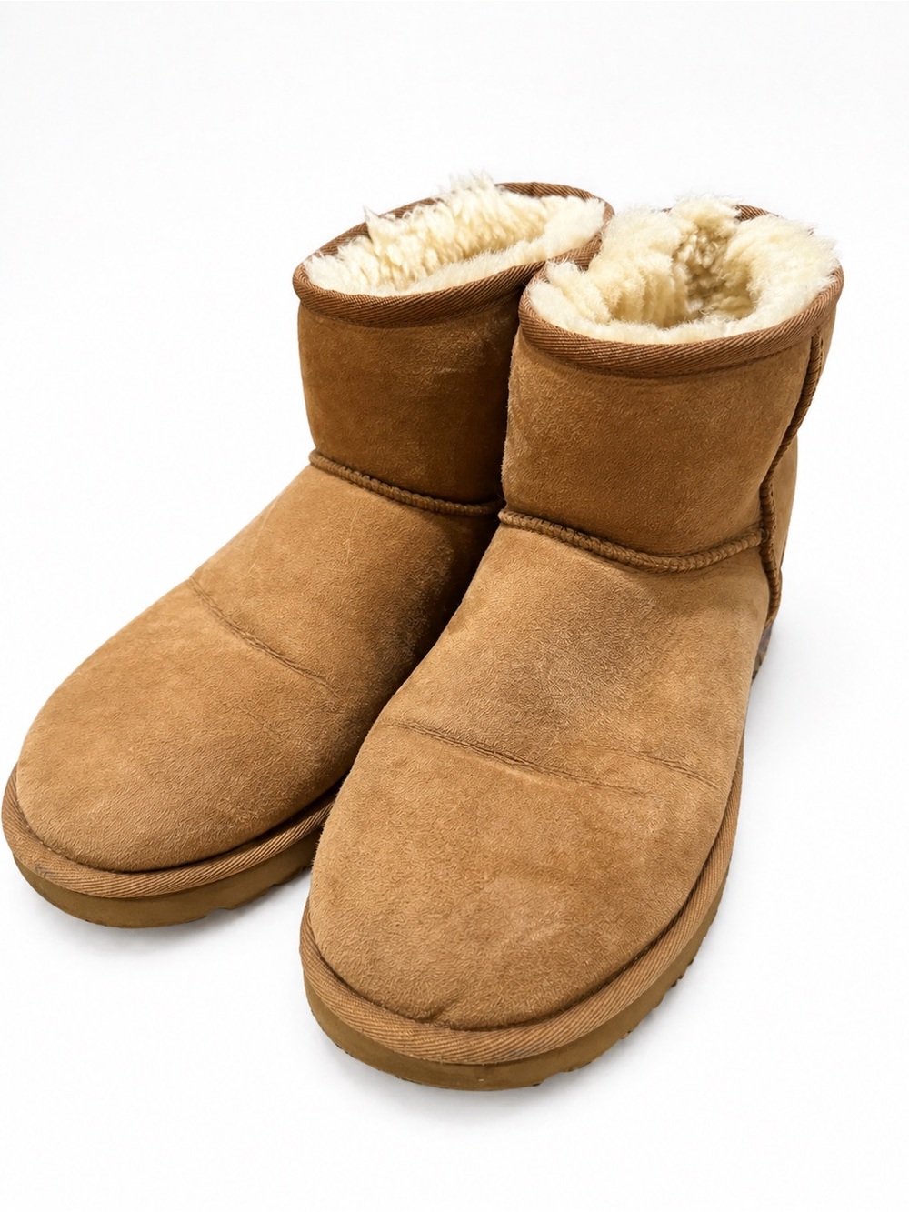 UGG Classic Mini II Boots Women’s Size 10 Chestnut Shearling Lined